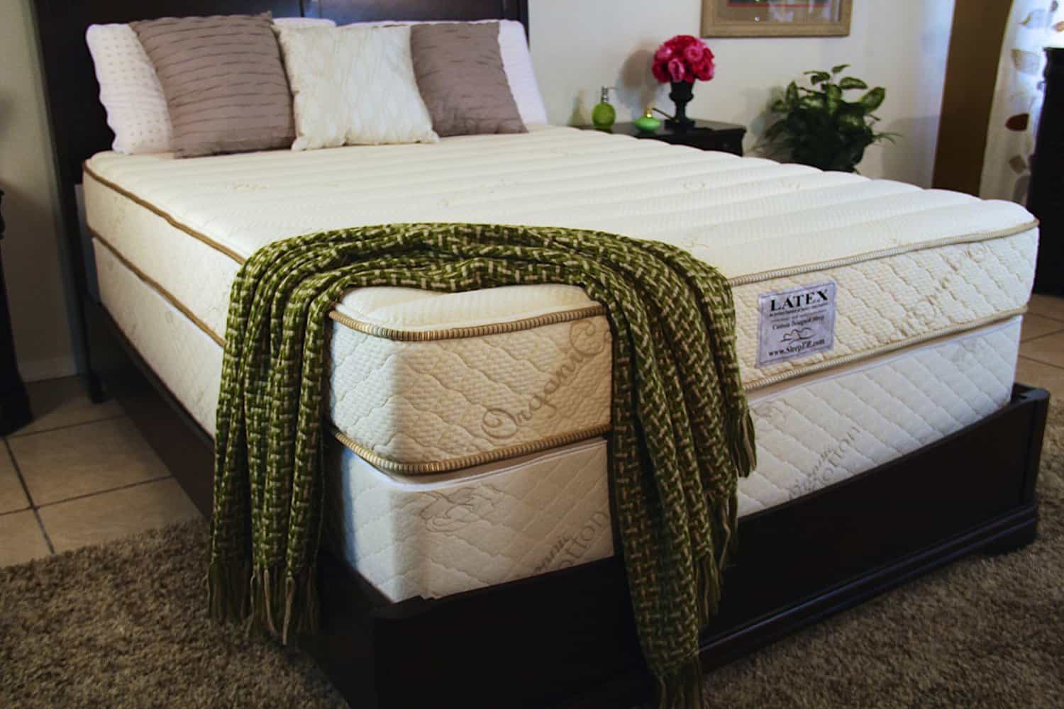 Roma-Natural-Latex-Mattress3.jpg